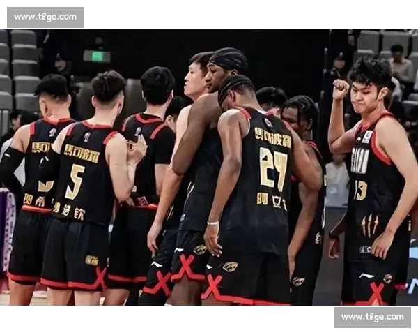 广州队迎战苏州队 CBA赛场精彩对决再度上演